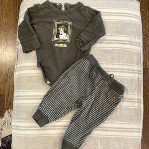 Gap size 3 to 6 month dog theme set